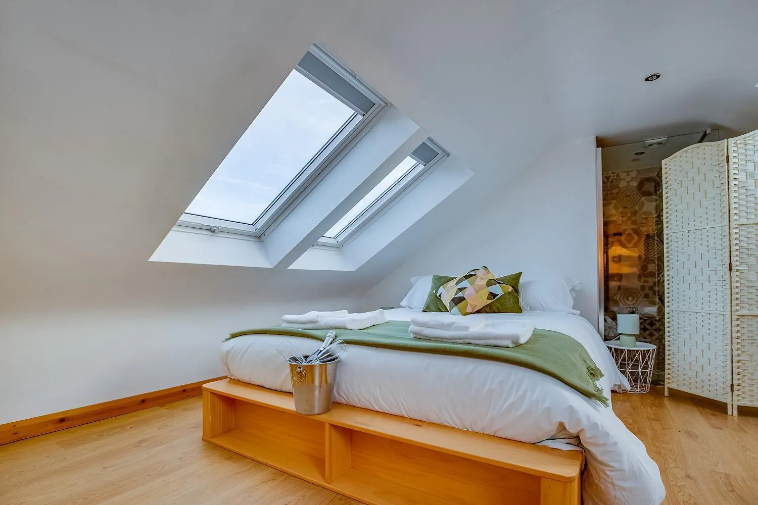 아파트 Charming Home For 10 - Perfect For Work & Leisure Stays 토드윅 영국