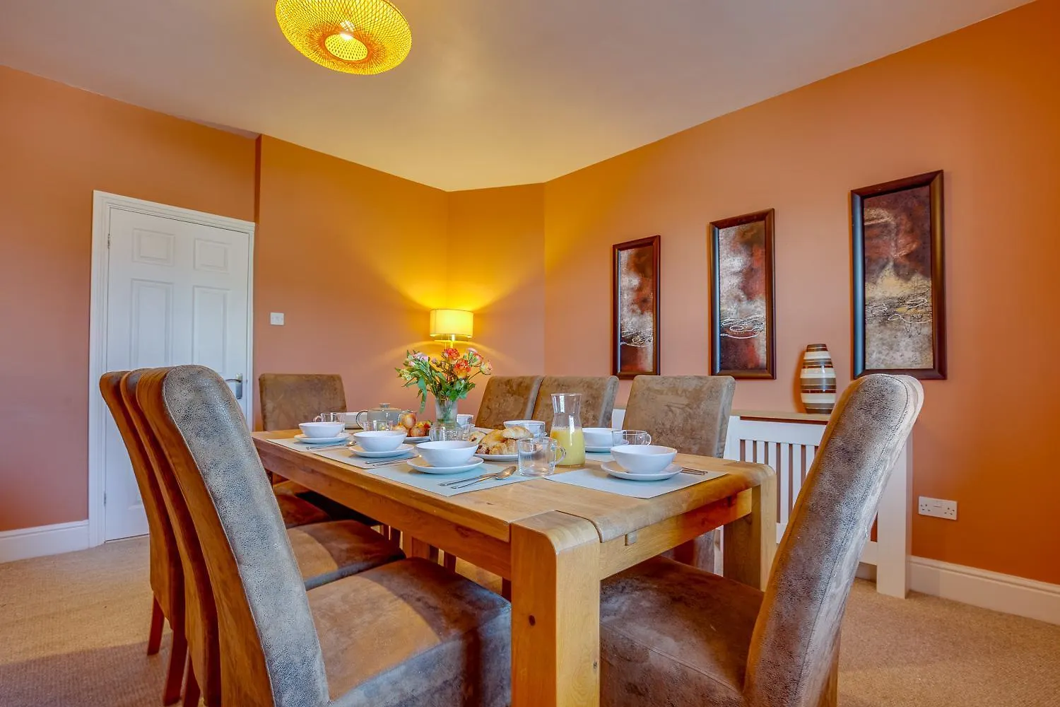 Charming Home For 10 - Perfect For Work & Leisure Stays 토드윅 아파트