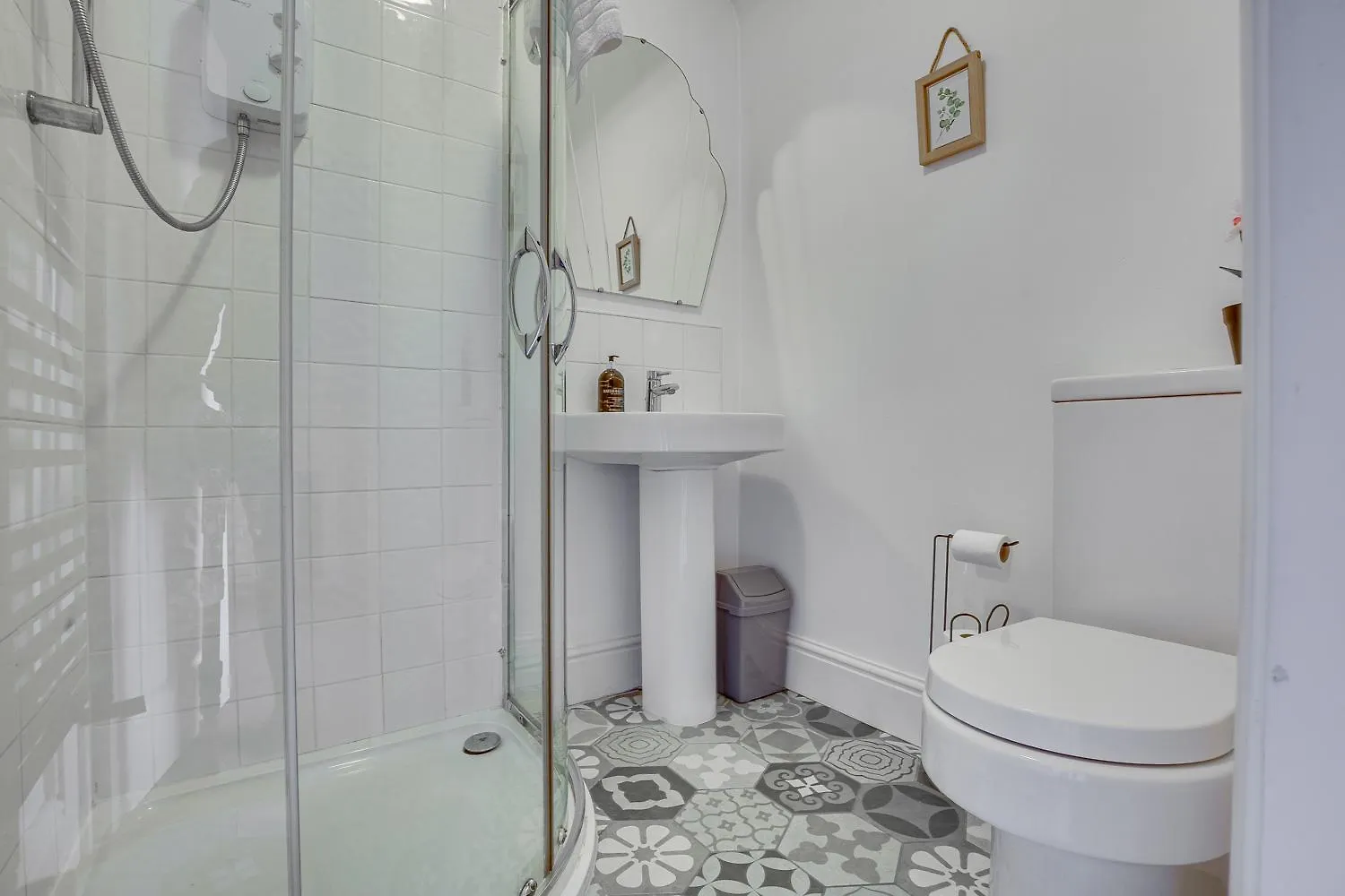 Charming Home For 10 - Perfect For Work & Leisure Stays Todwick