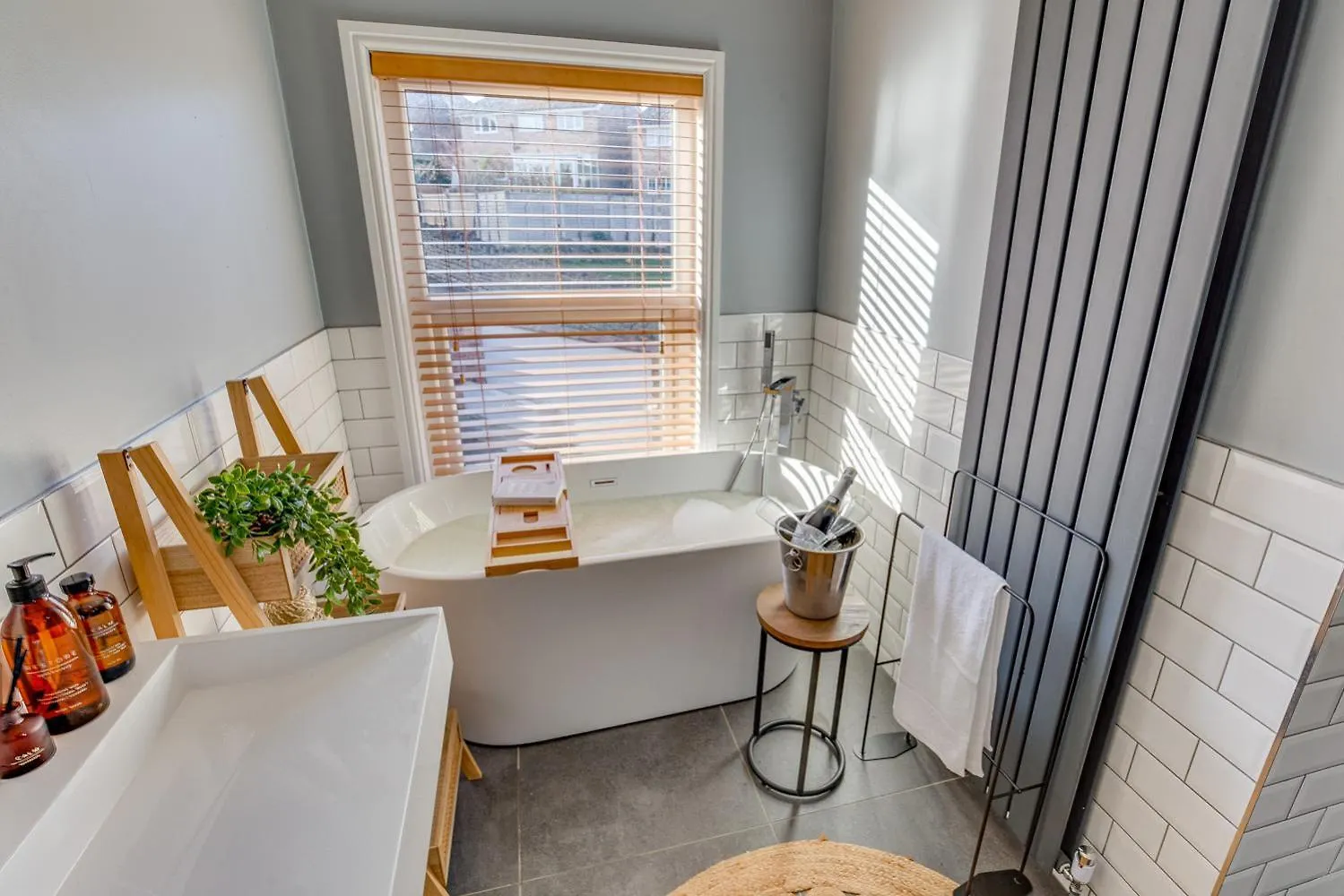 Charming Home For 10 - Perfect For Work & Leisure Stays Todwick Daire