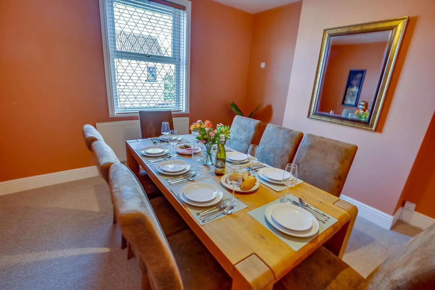 Daire Charming Home For 10 - Perfect For Work & Leisure Stays Todwick