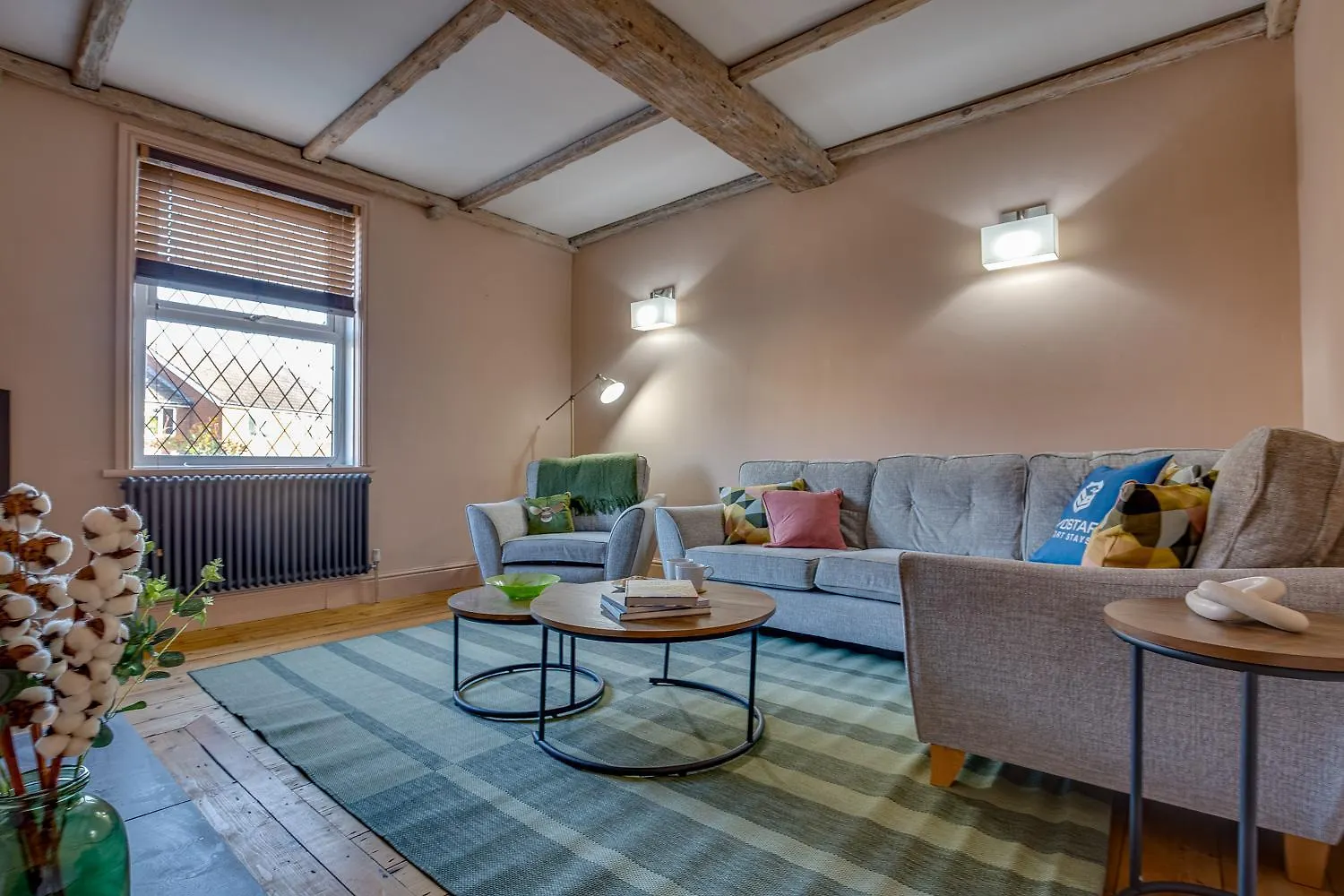 Charming Home For 10 - Perfect For Work & Leisure Stays Todwick
